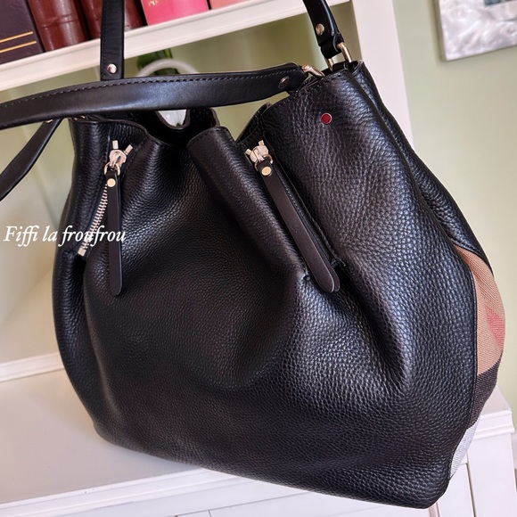 Authentic Burberry bag - Picture 2 of 10